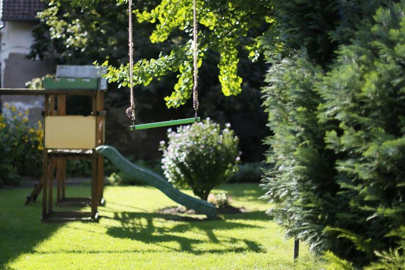 Aux Deux Clefs Hostellerie Groff Biesheim Bagian luar foto